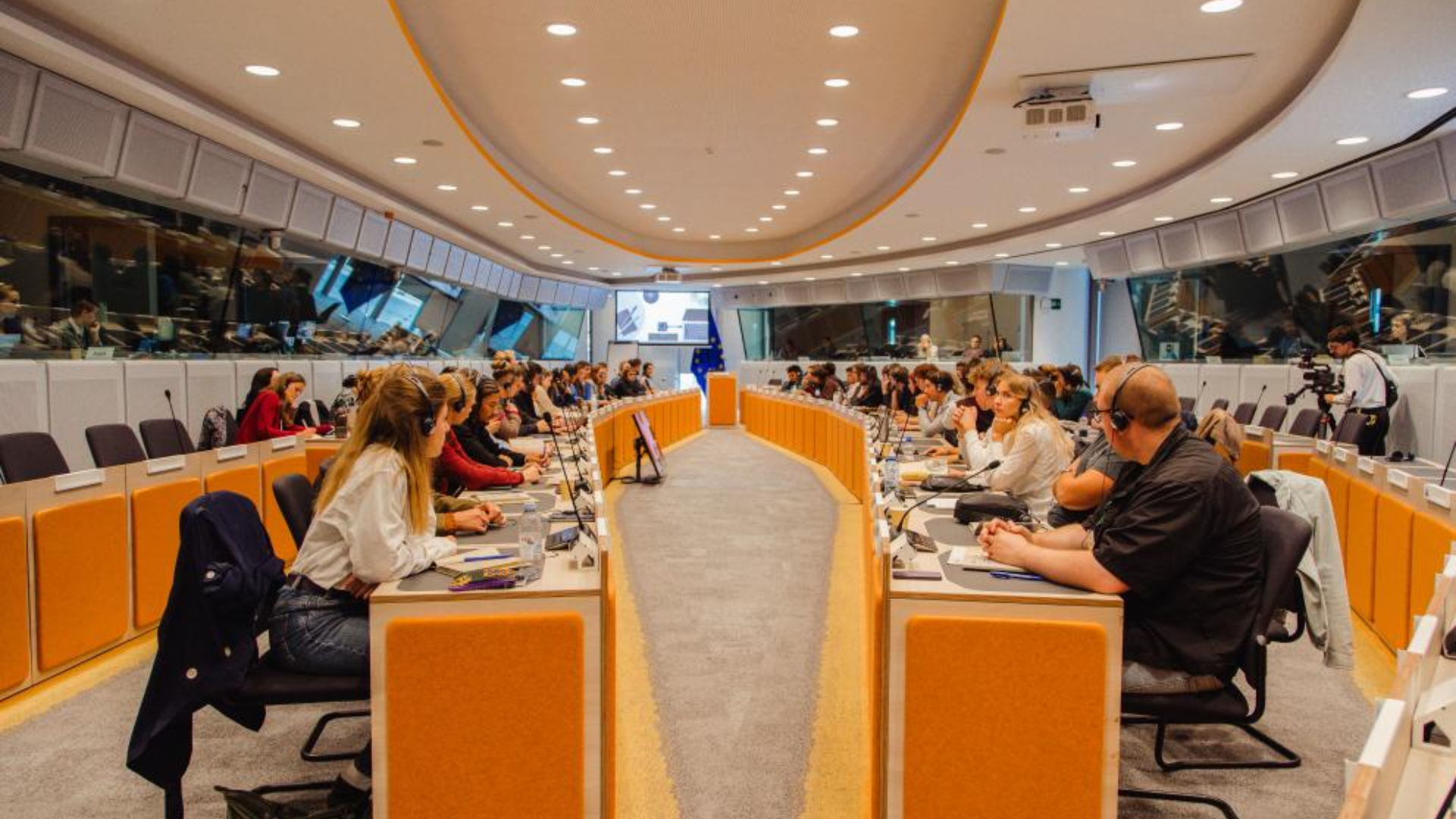 Make.org’s Dialogue for the Young Citizens Assembly on Pollinators