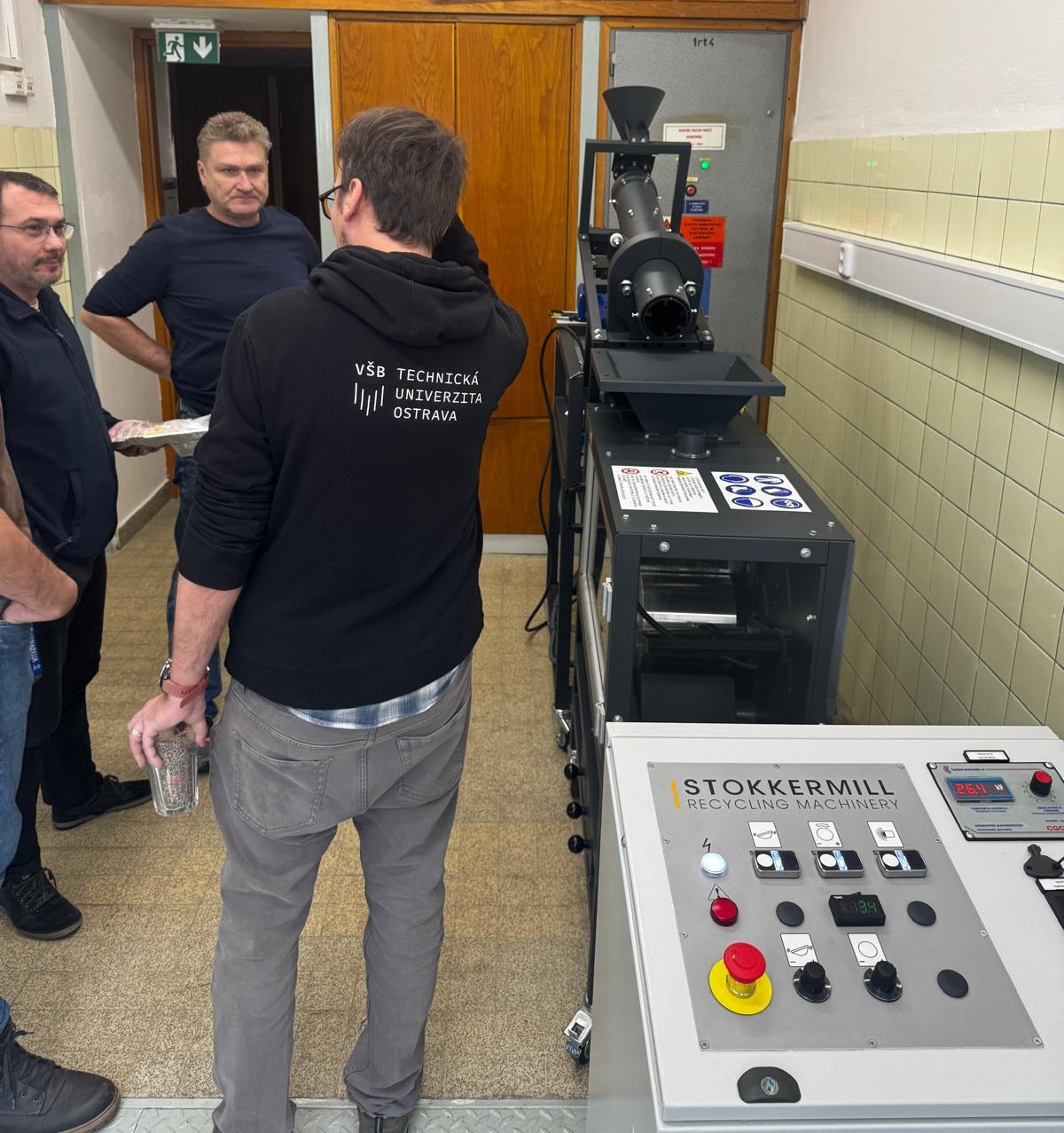 La Universidad Técnica de Ostrava elige las tecnologías avanzadas de StokkermillLab para la investigación sobre tierras raras.