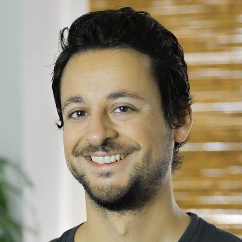 headshot for Nick Lioudis