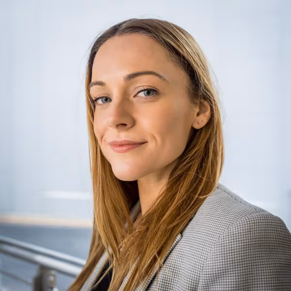 maria rosala headshot