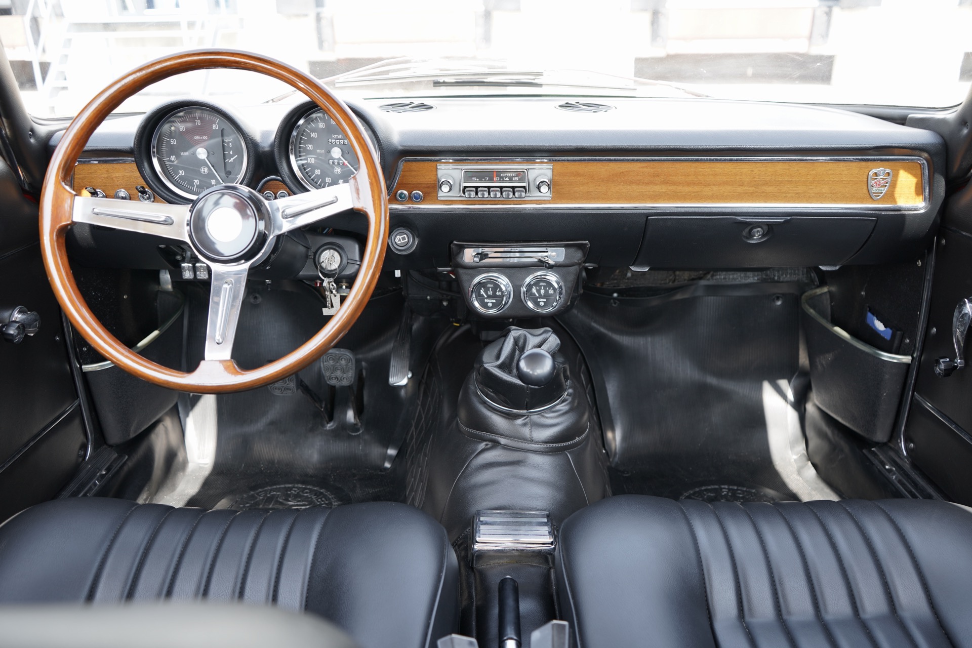 ALFA ROMEO GT 1300 JUNIOR