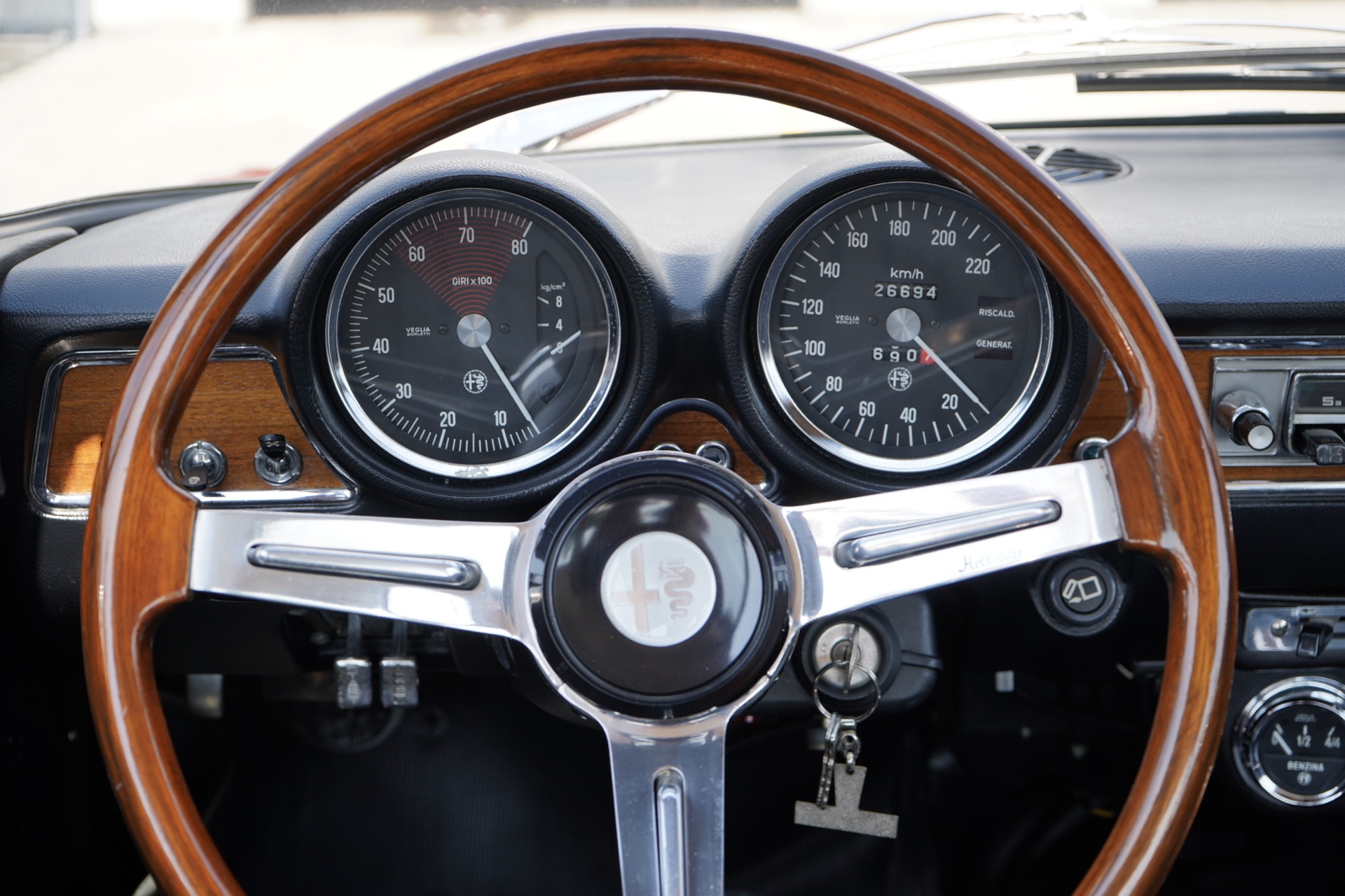 ALFA ROMEO GT 1300 JUNIOR