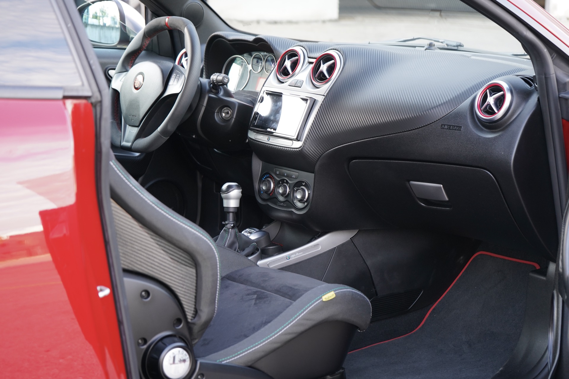 ALFA MITO 1.4 TURBO QUADRIFOGLIO VERDE SABELT 101