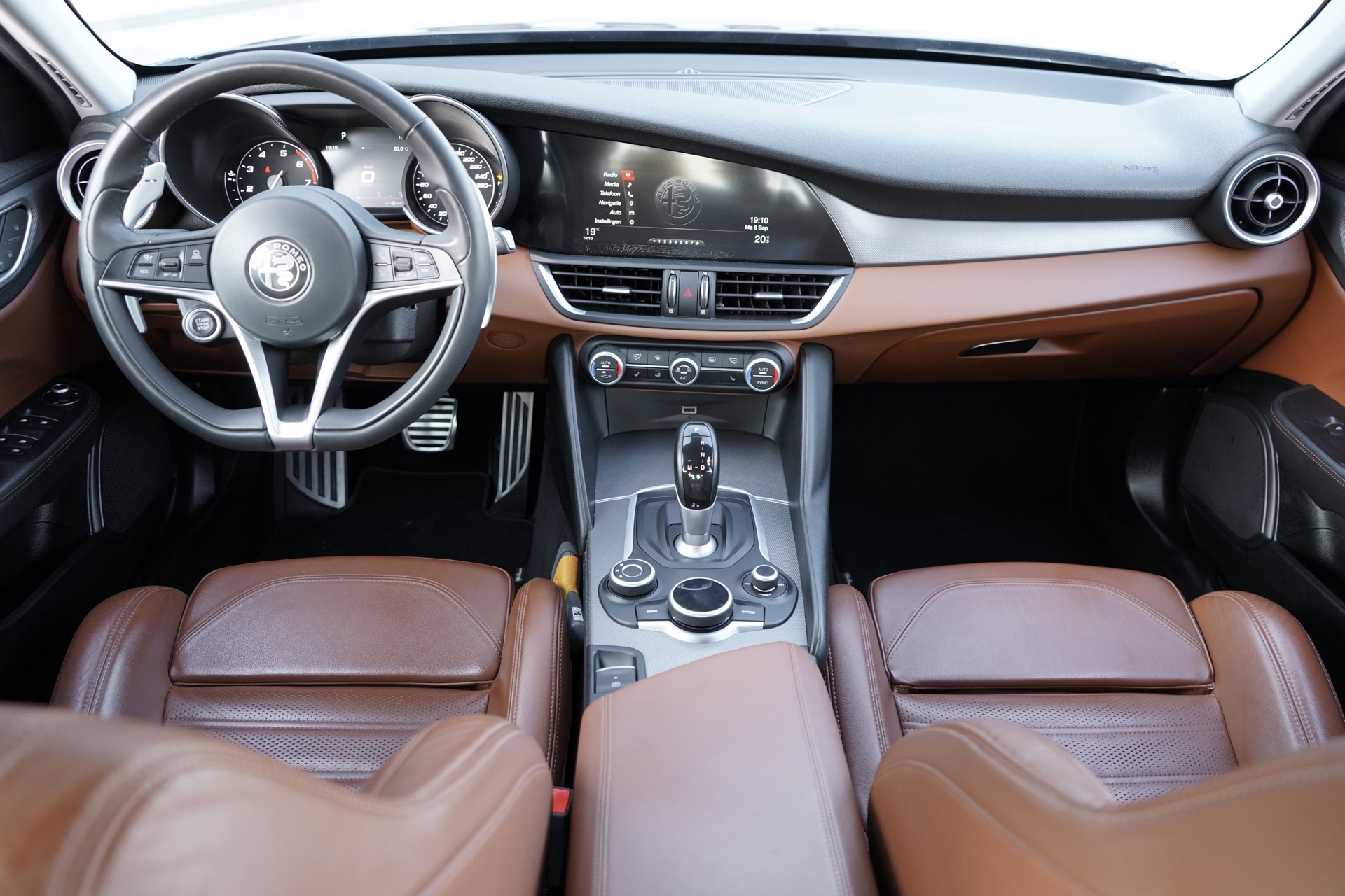 ALFA GIULIA 2.0 T SUPER PACK VELOCE 