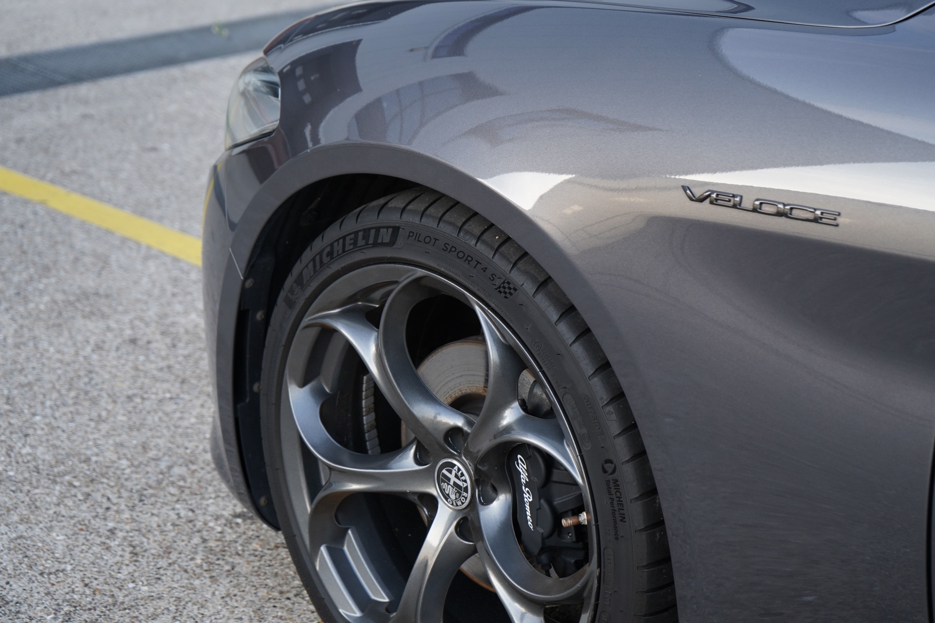 ALFA GIULIA 2.0 T SUPER PACK VELOCE 