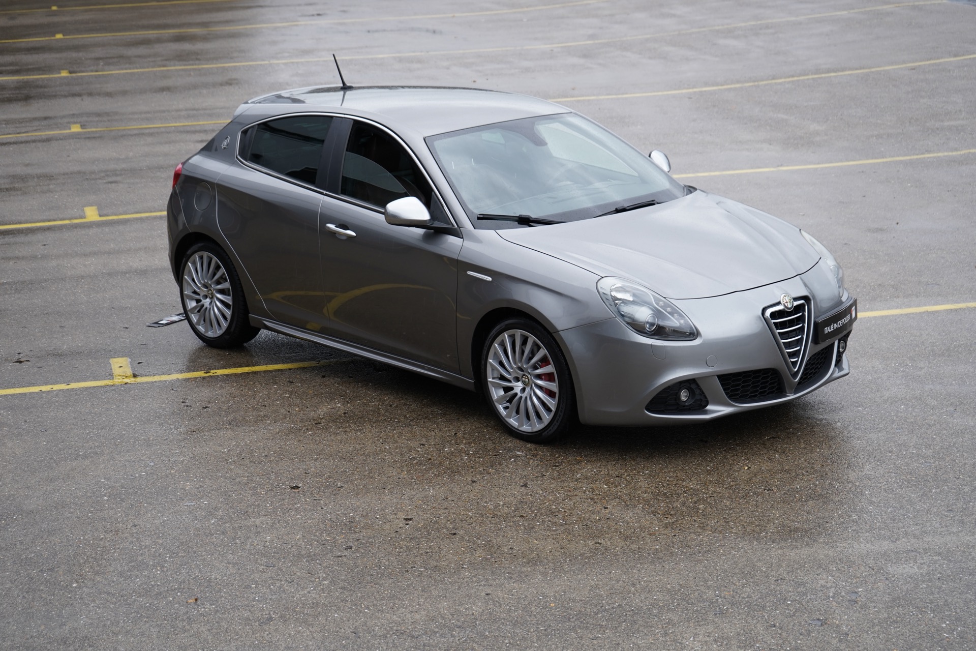 ALFA GIULIETTA 1750 TBI QUADRIFOGLIO VERDE MASERATI EDITION