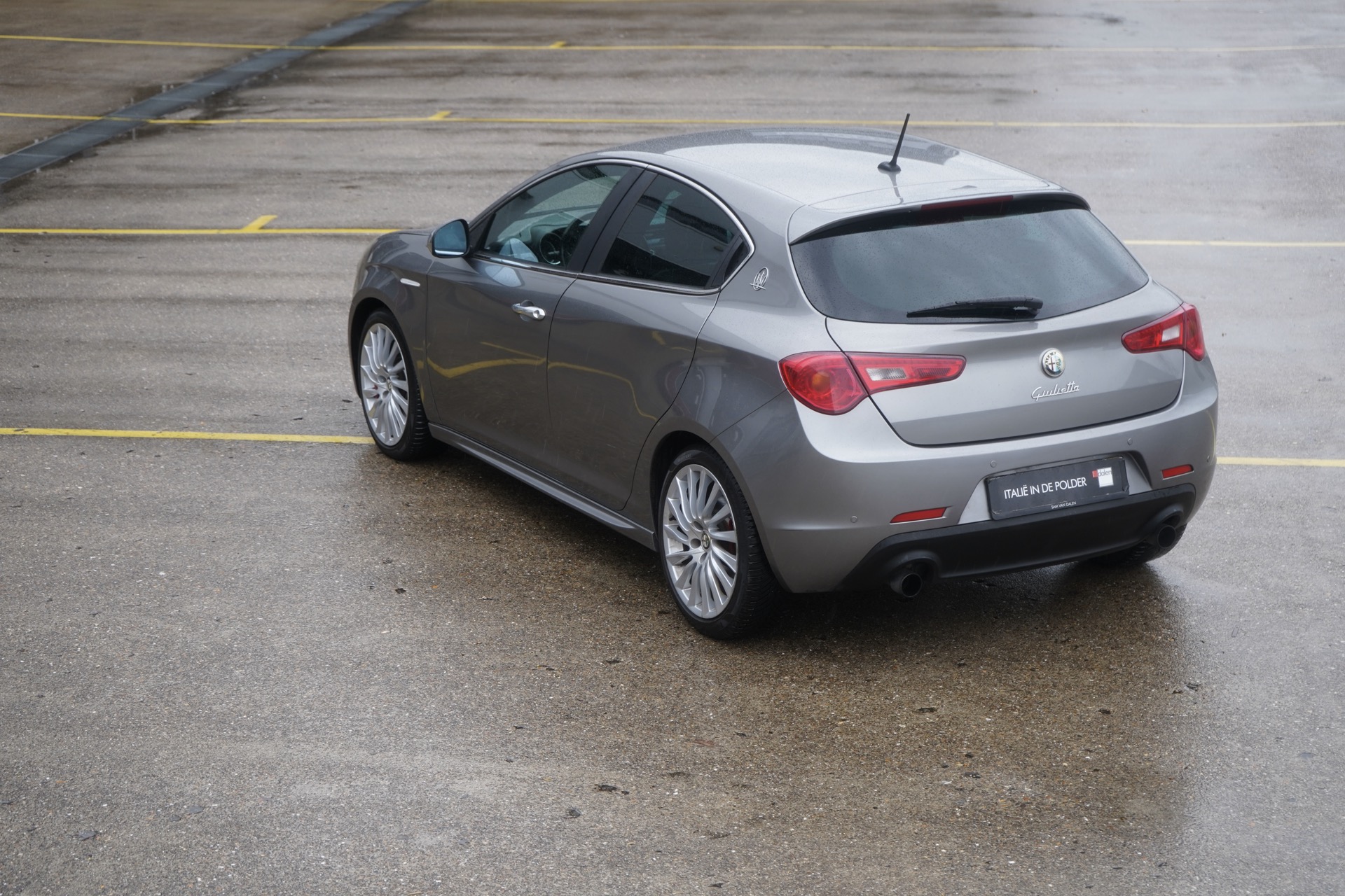 ALFA GIULIETTA 1750 TBI QUADRIFOGLIO VERDE MASERATI EDITION
