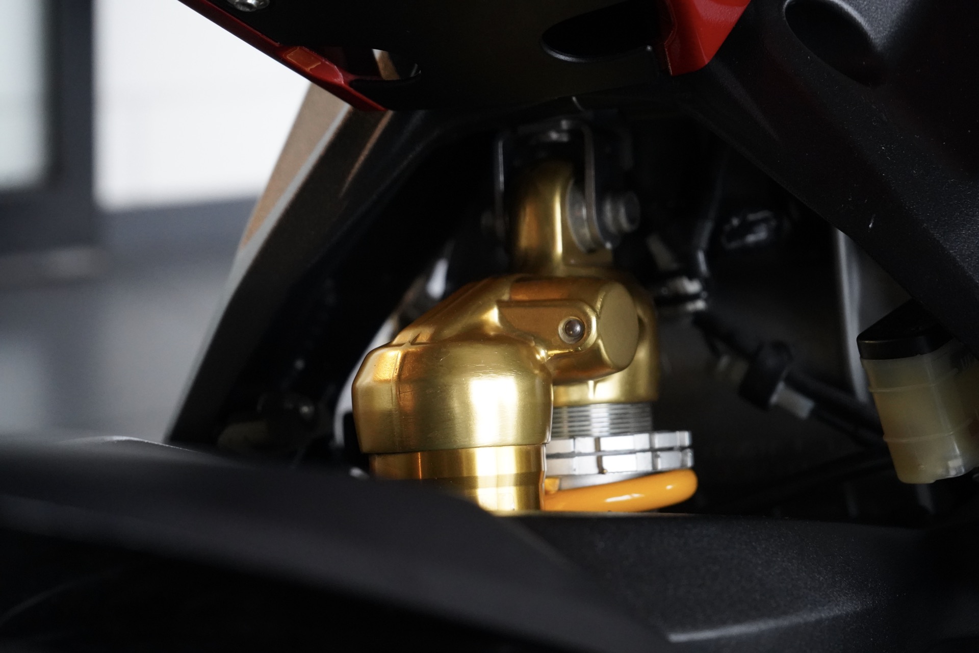 MV AGUSTA 800 BRUTALE ITALIA