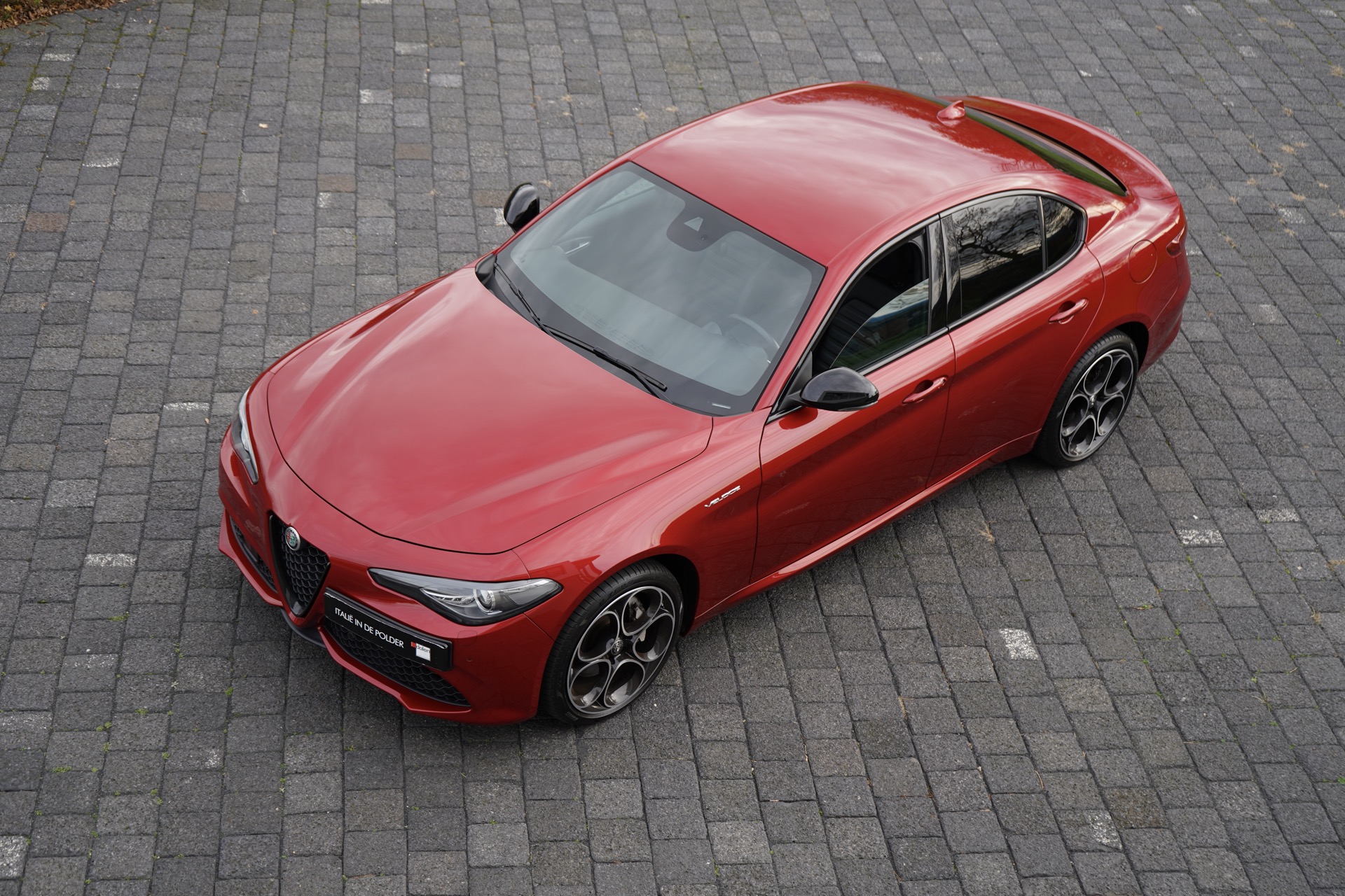 ALFA GIULIA 2.0 T AWD VELOCE Q4 2022