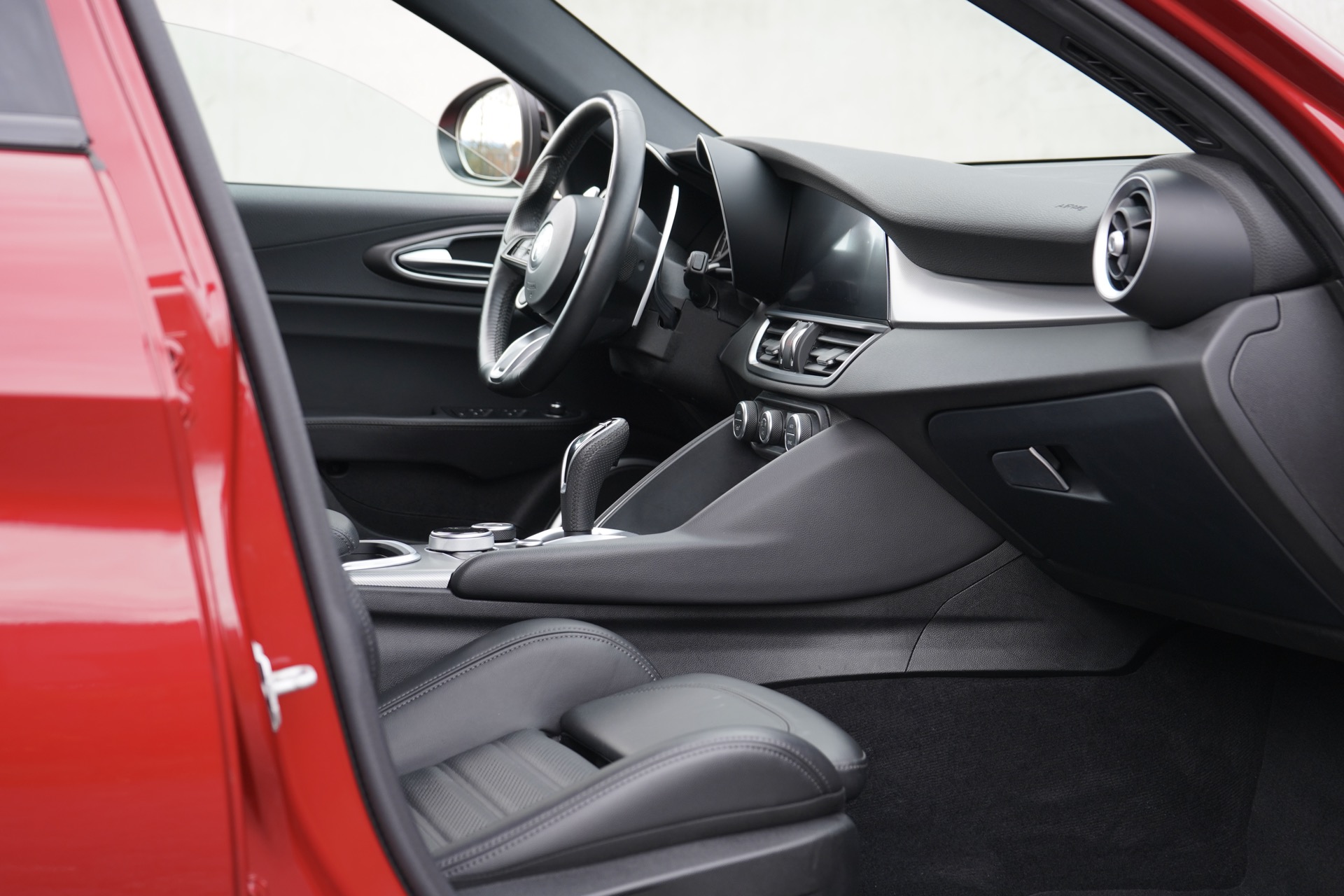 ALFA GIULIA 2.0 T AWD VELOCE Q4 2022