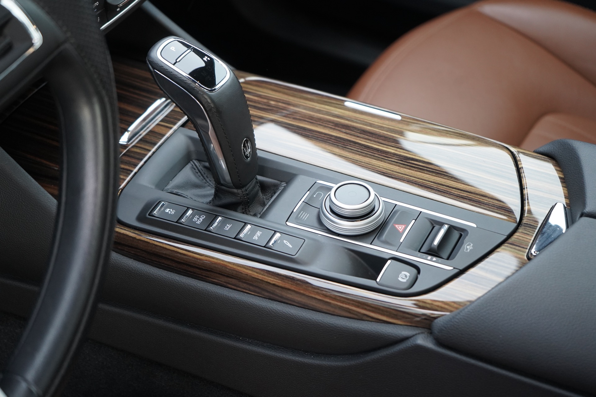 MASERATI LEVANTE 3.0 V6 Q4