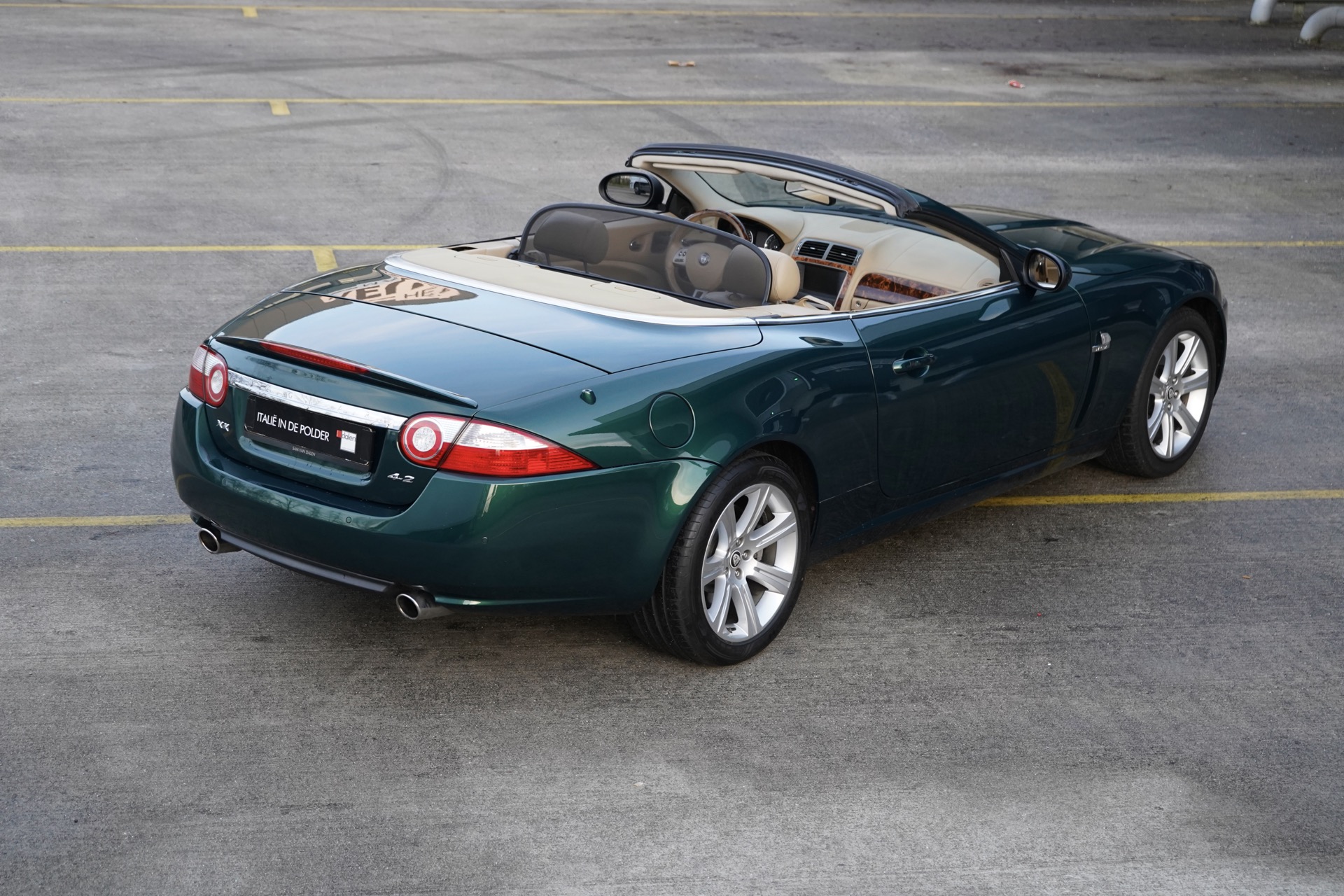 JAGUAR XK 4.2 V8 CONVERTIBLE