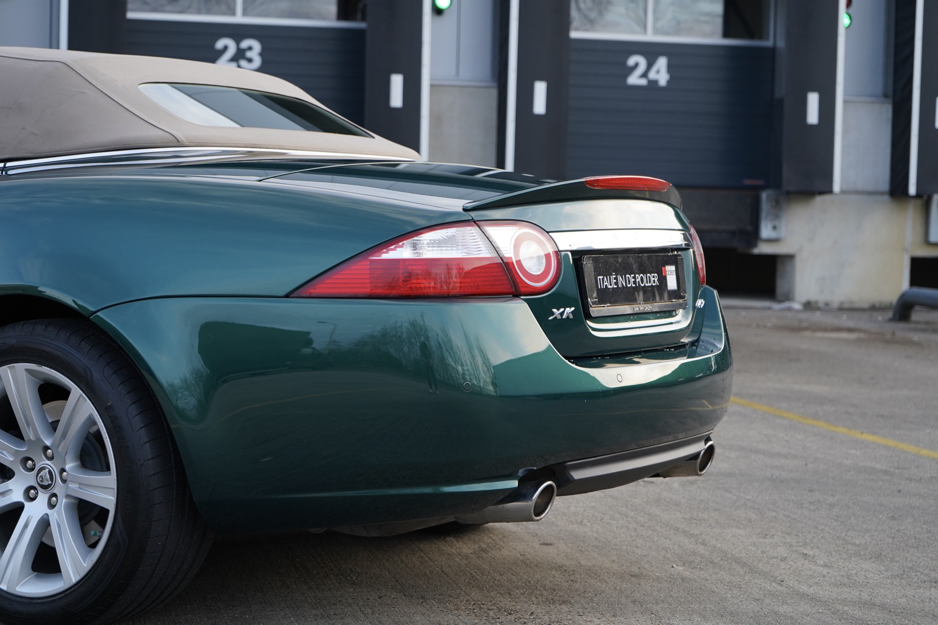 JAGUAR XK 4.2 V8 CONVERTIBLE
