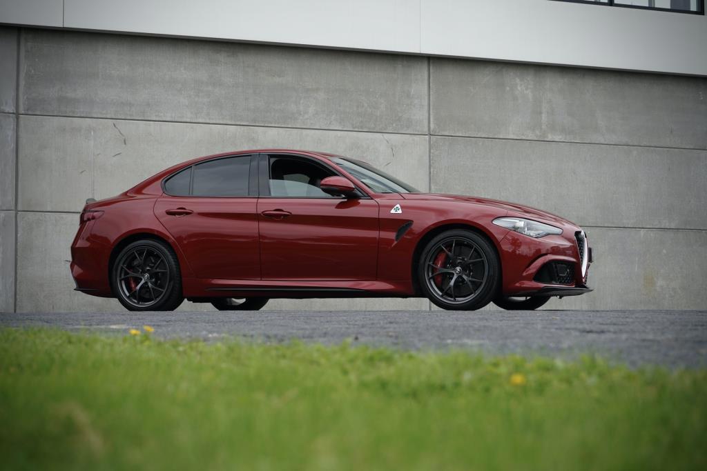 ALFA GIULIA 2.9 V6 BITURBO QUADRIFOGLIO HANDGESCHAKELD
