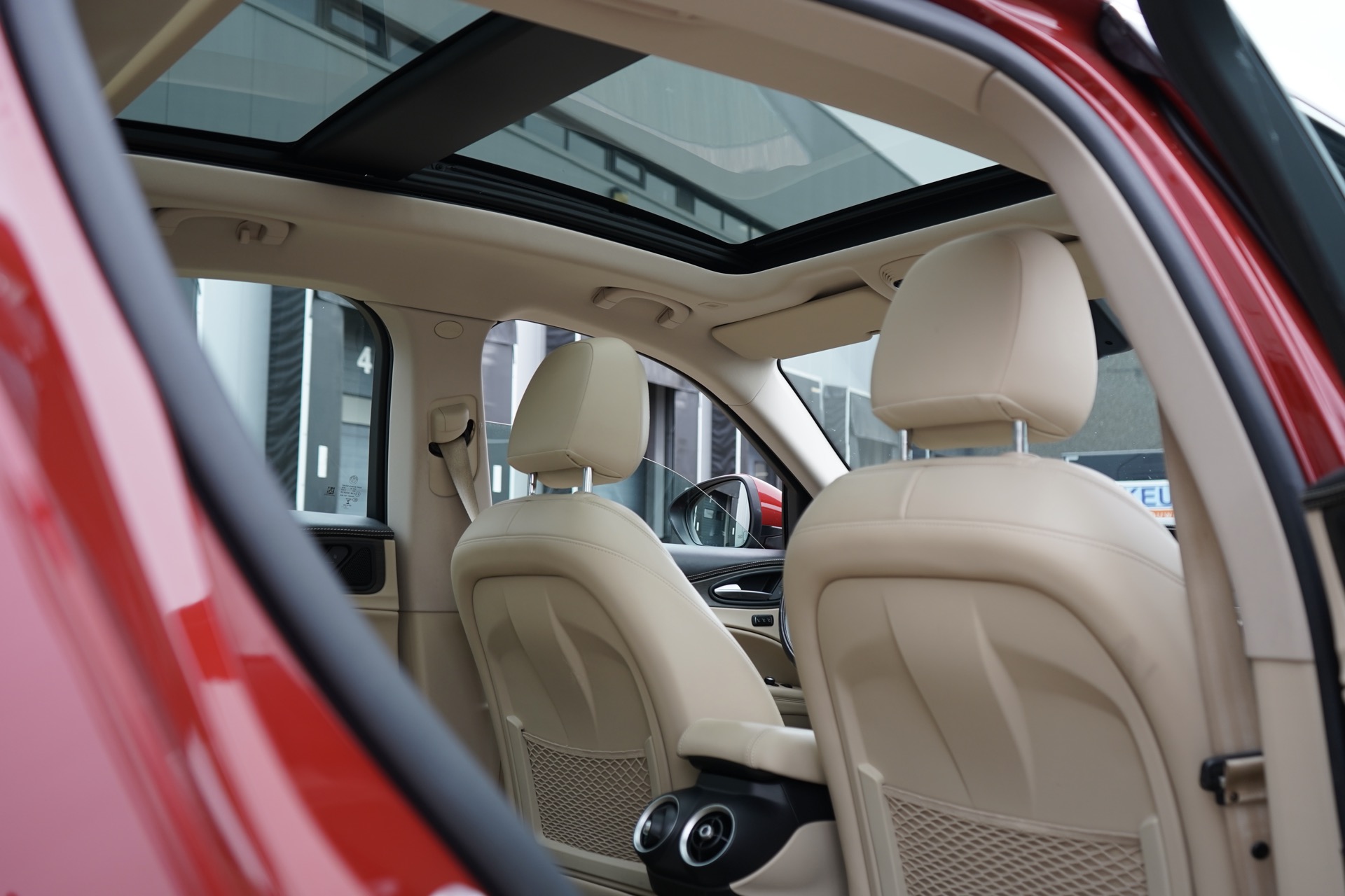 ALFA STELVIO 2.0 T AWD Skywindow Q4 