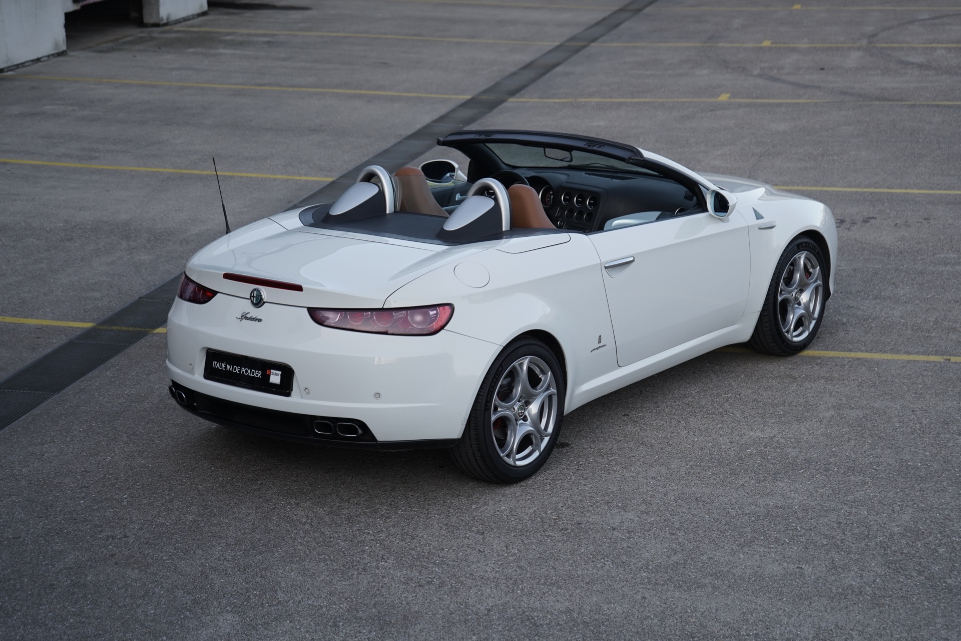 ALFA SPIDER 2.2 JTS EXCLUSIVE POLTRONA FRAU