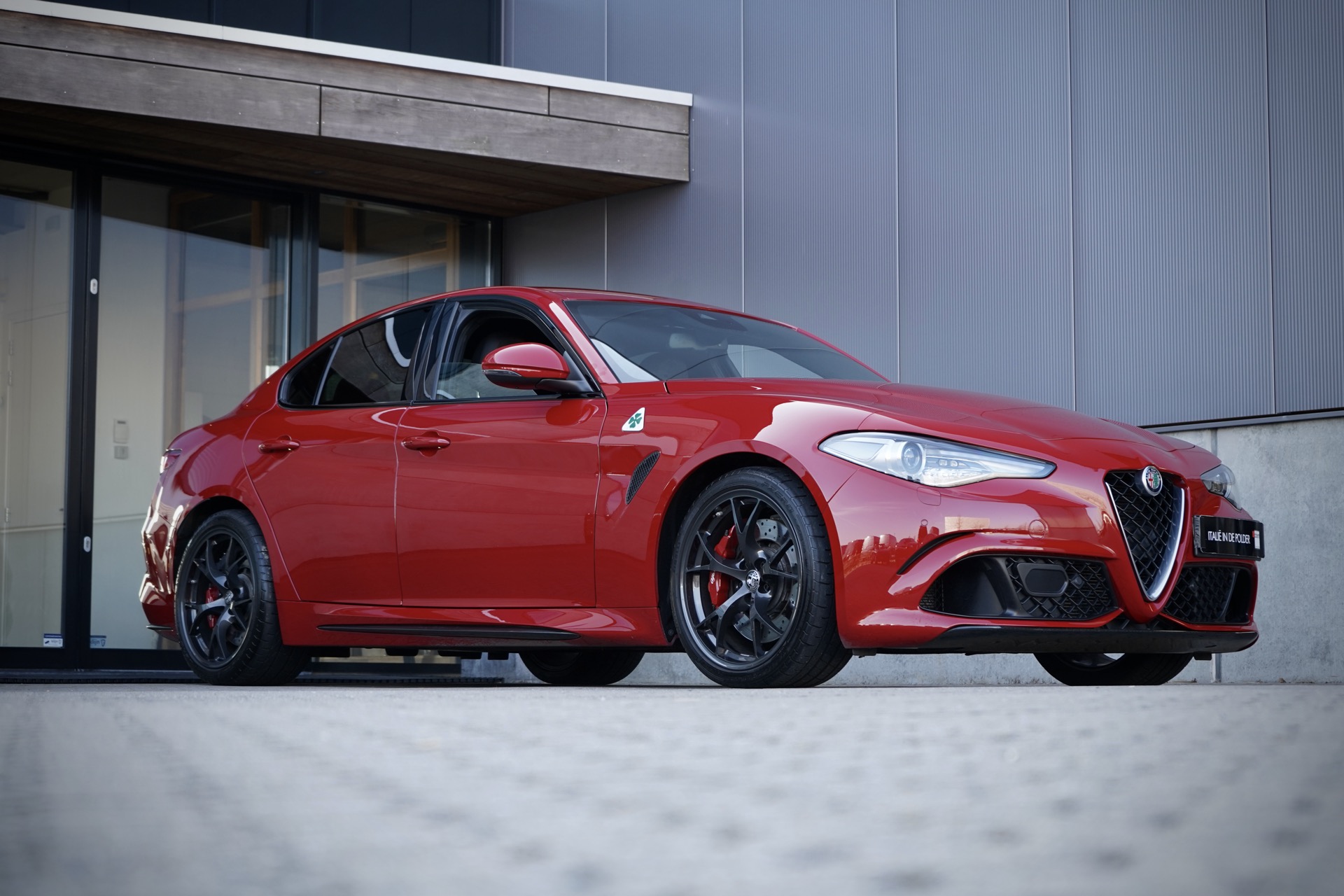 ALFA GIULIA 2.9 V6 QUADRIFOGLIO MANUAL 