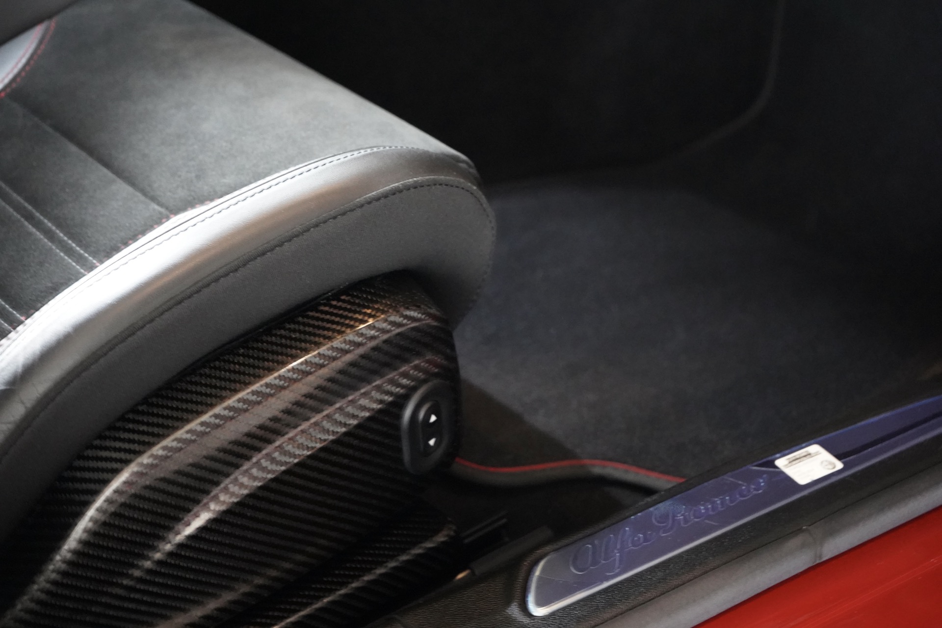 ALFA GIULIA 2.9 V6 QUADRIFOGLIO MANUAL 