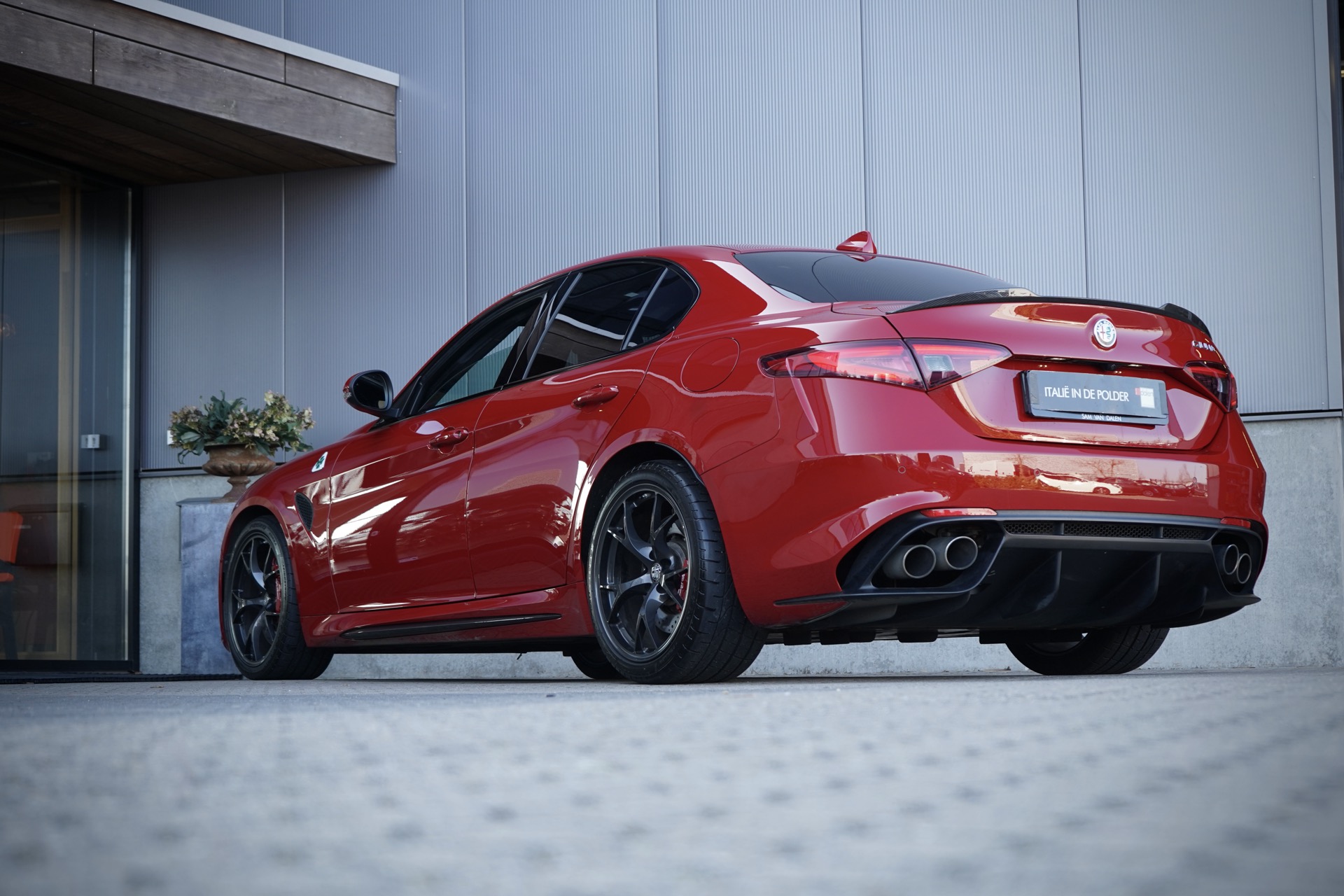 ALFA GIULIA 2.9 V6 QUADRIFOGLIO MANUAL 