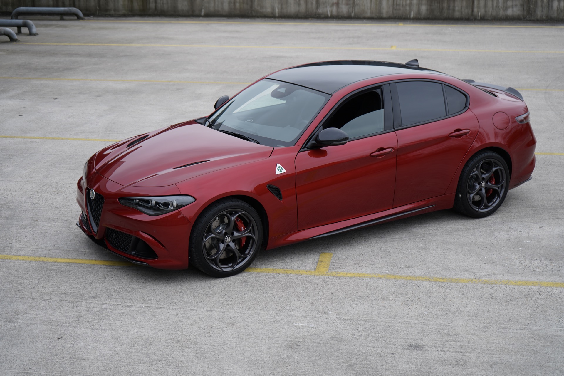 ALFA GIULIA 2.9 V6 QUADRIFOGLIO ROSSO ETNA NEW