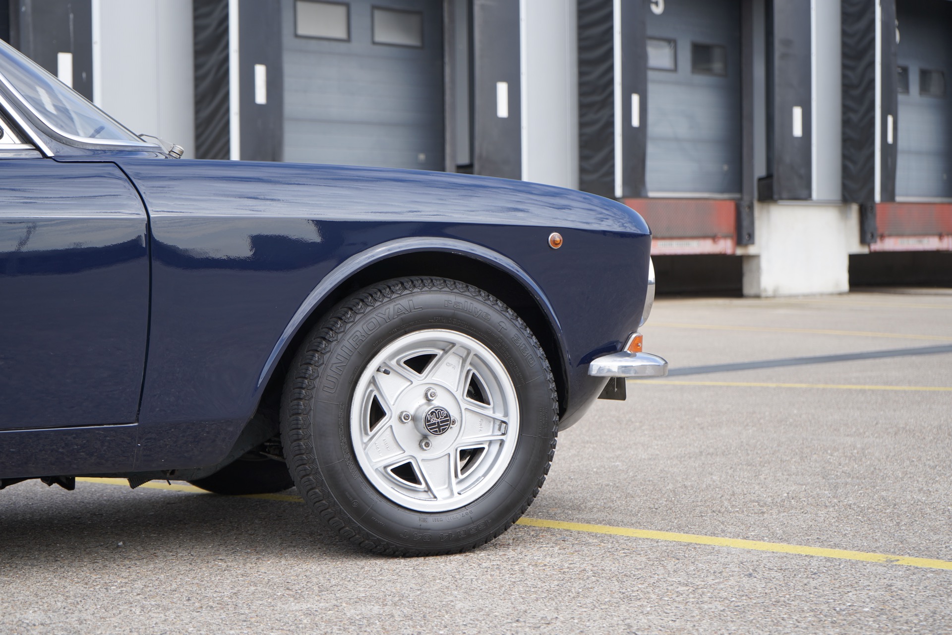 ALFA GT 1300 JUNIOR BERTONE