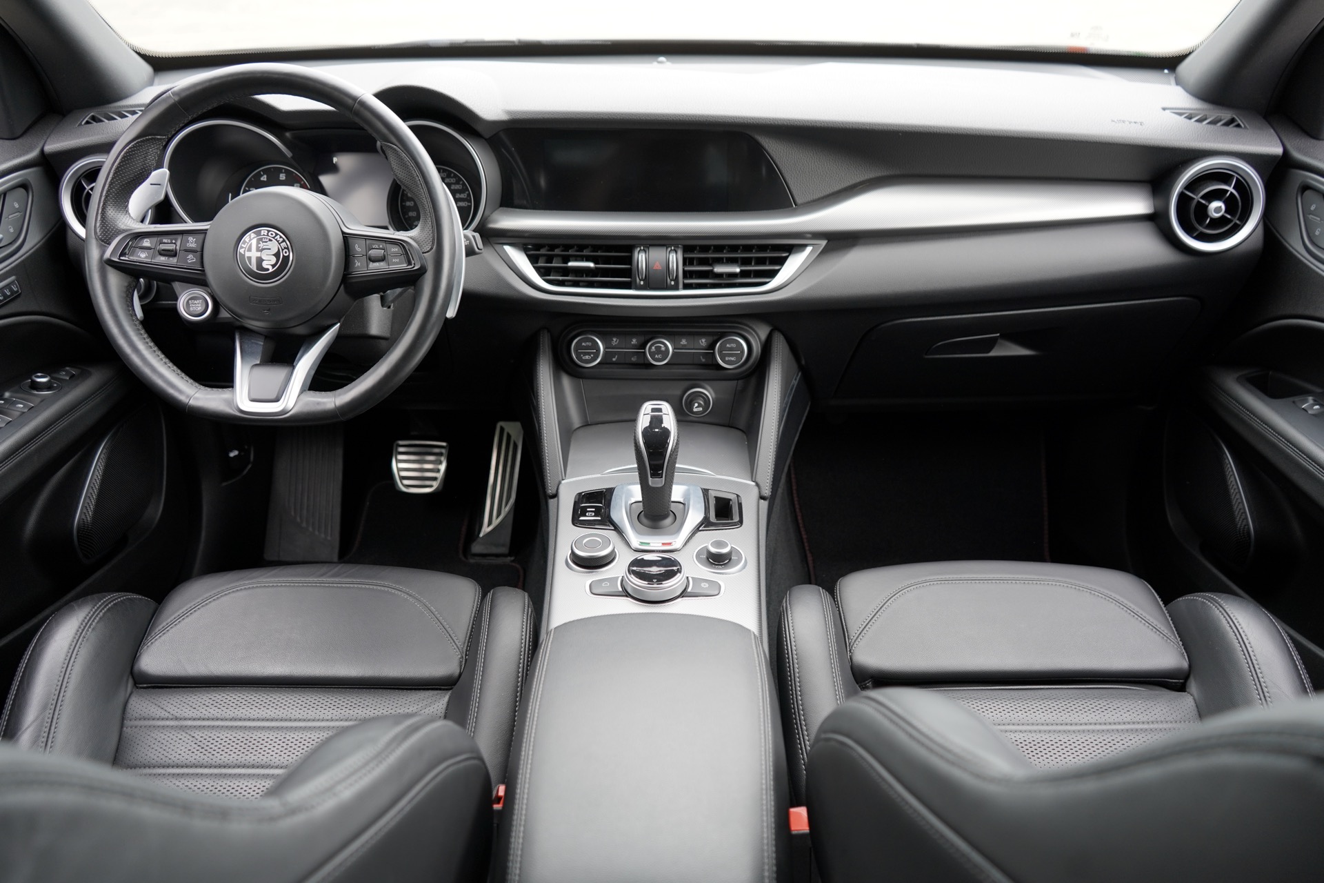 ALFA STELVIO 2.0 T AWD VELOCE Q4 2022