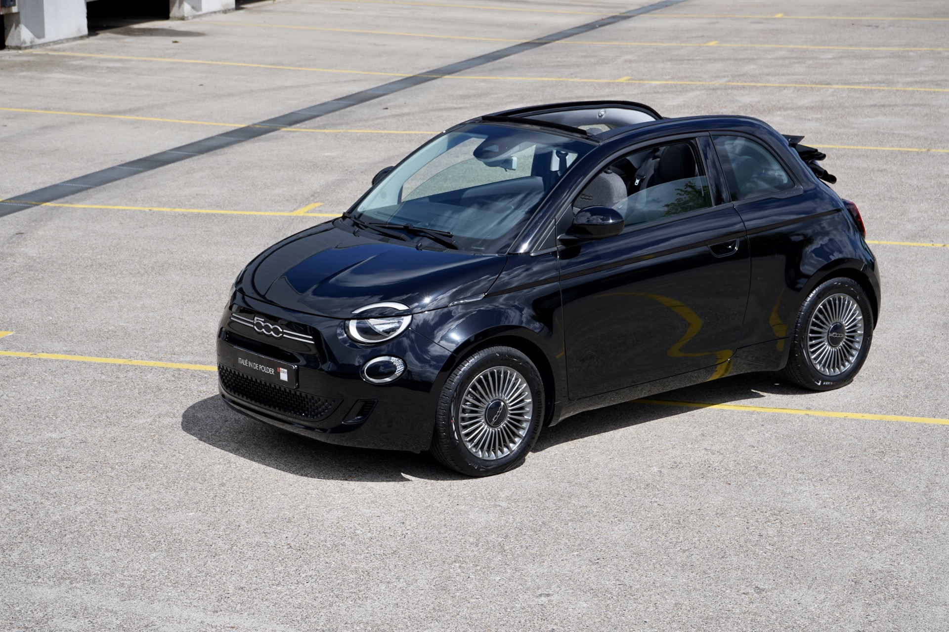 FIAT 500E CABRIOLET 42KWH ICON APPLE CARPLAY