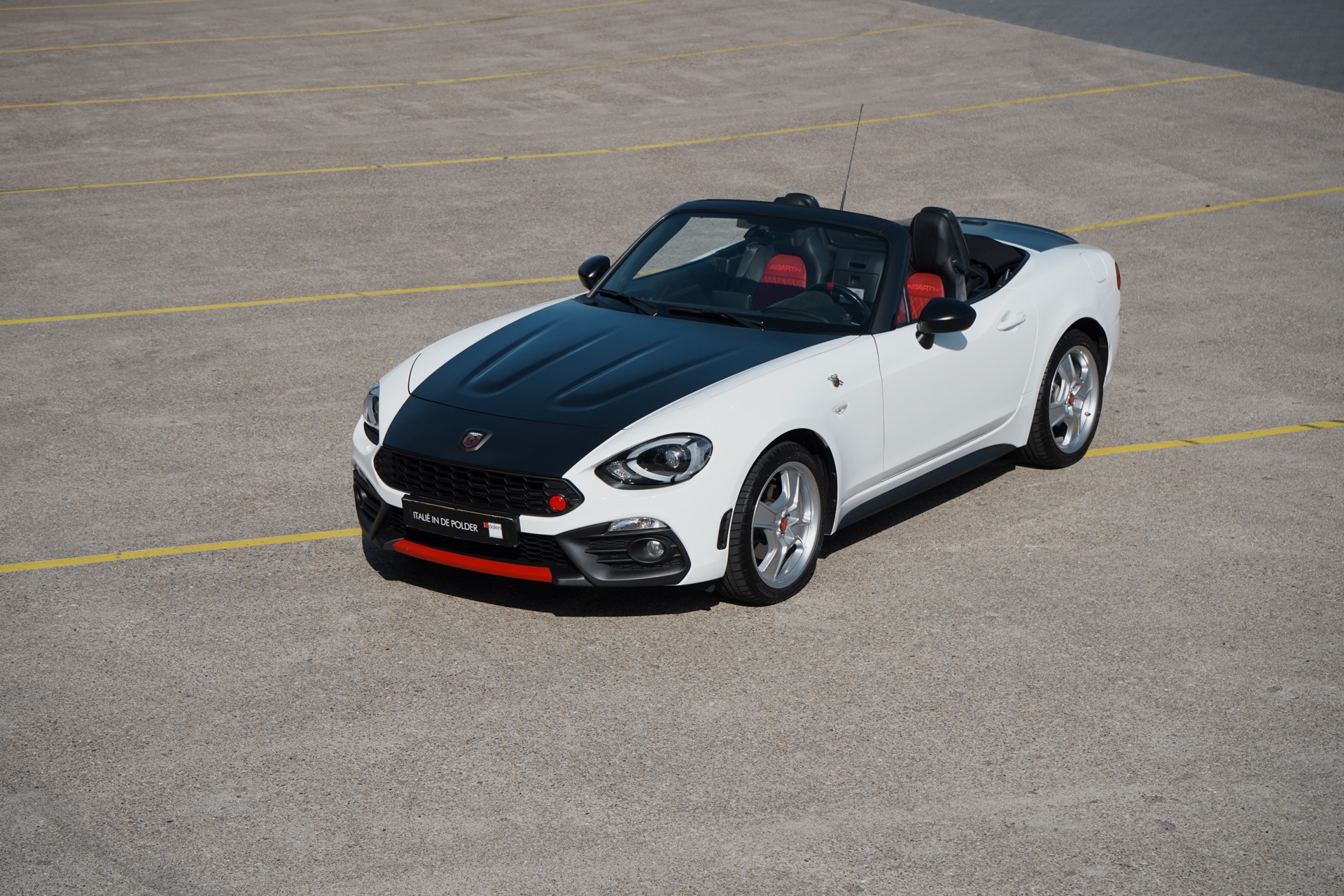 ABARTH 124 SPIDER
