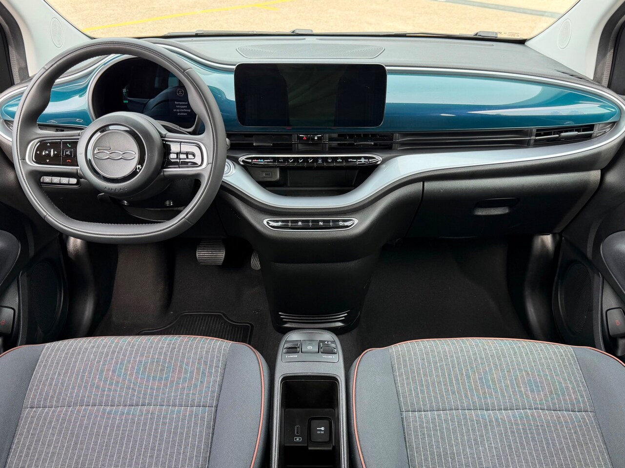FIAT 500E 42KWH ICON 118PK APPLE CARPLAY