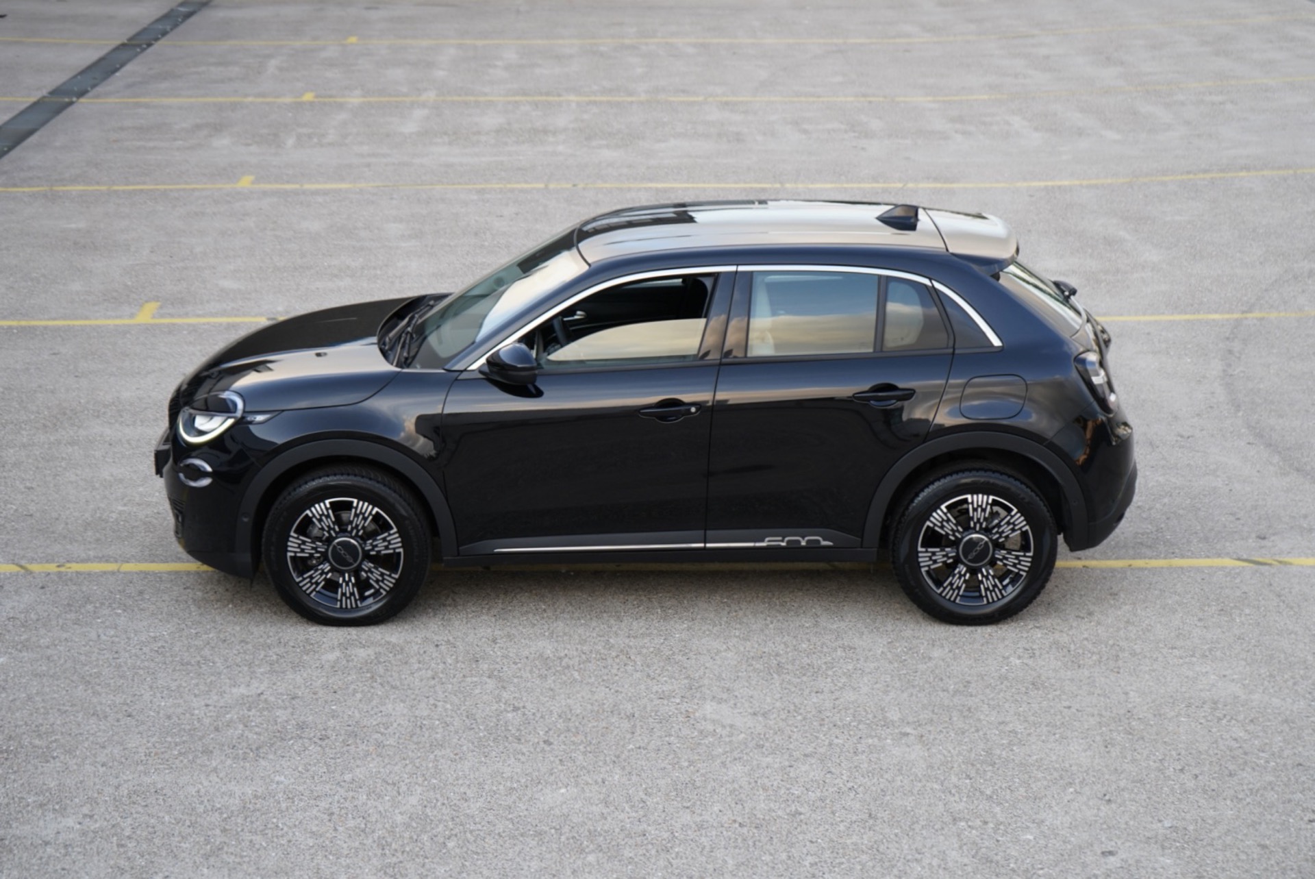 FIAT 600 1.2 MILD HYBRID URBAN