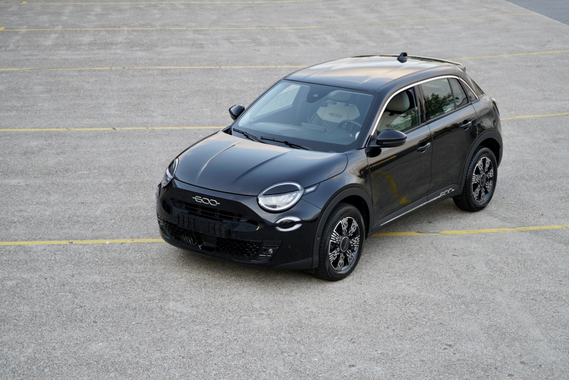 FIAT 600 1.2 MILD HYBRID URBAN