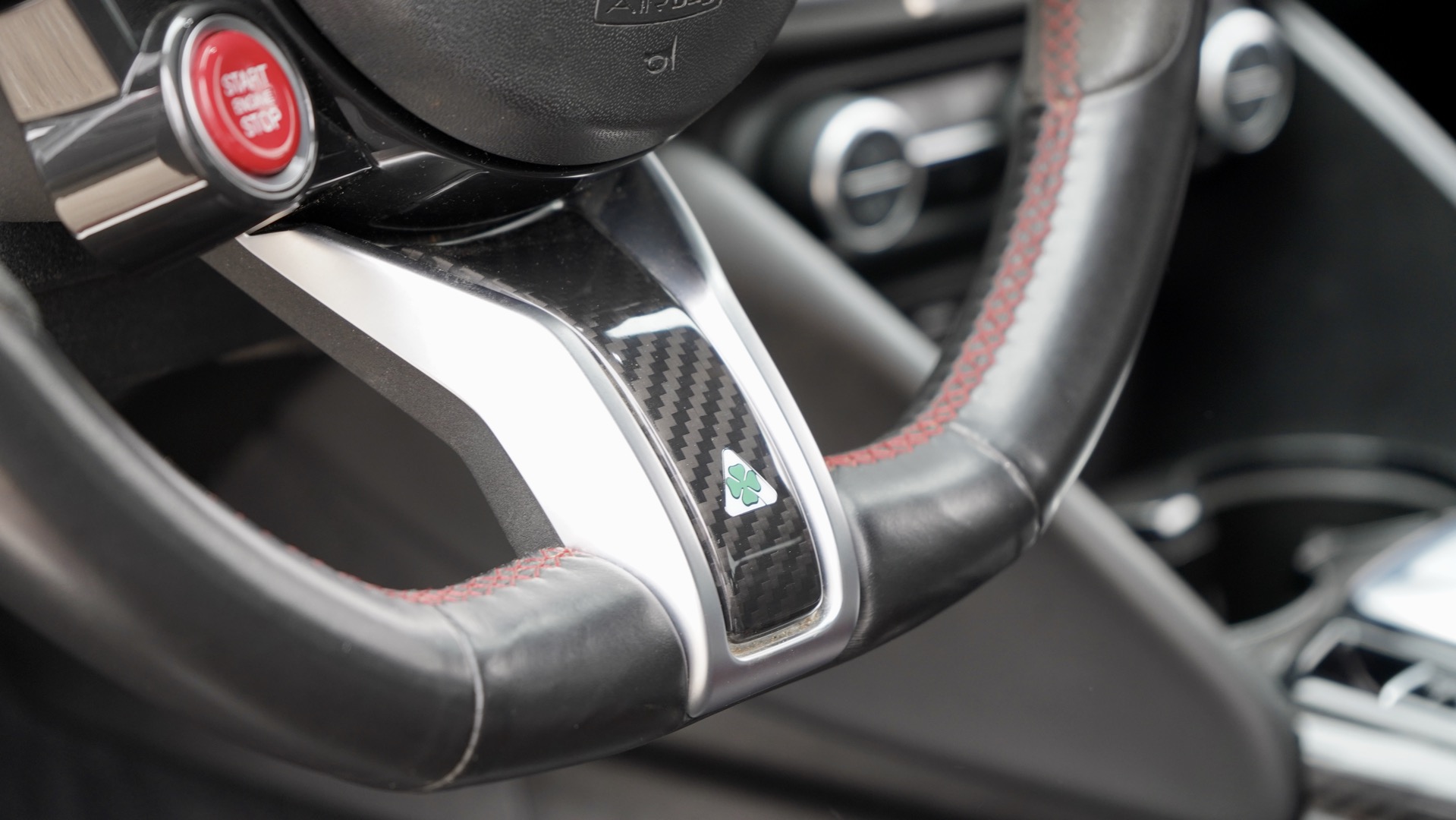 ALFA GIULIA 2.9 V6 BITURBO QUADRIFOGLIO