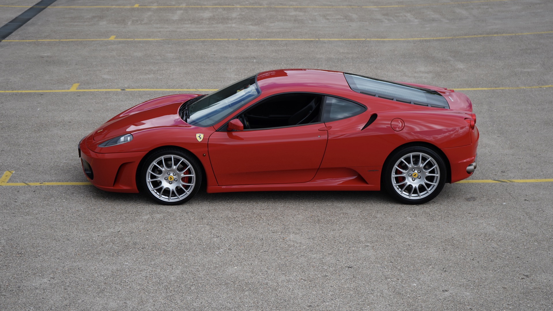 FERRARI F430 4.3 V8