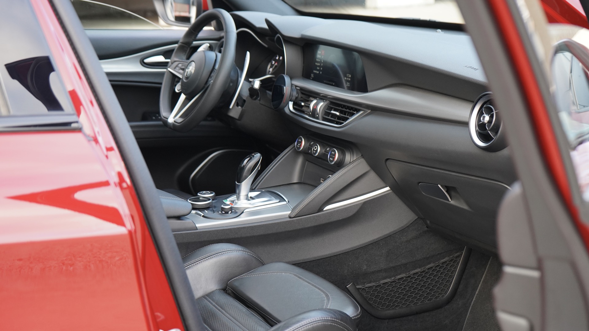 ALFA STELVIO 2.0 VELOCE Q4 SPECIAL EDITION Q4