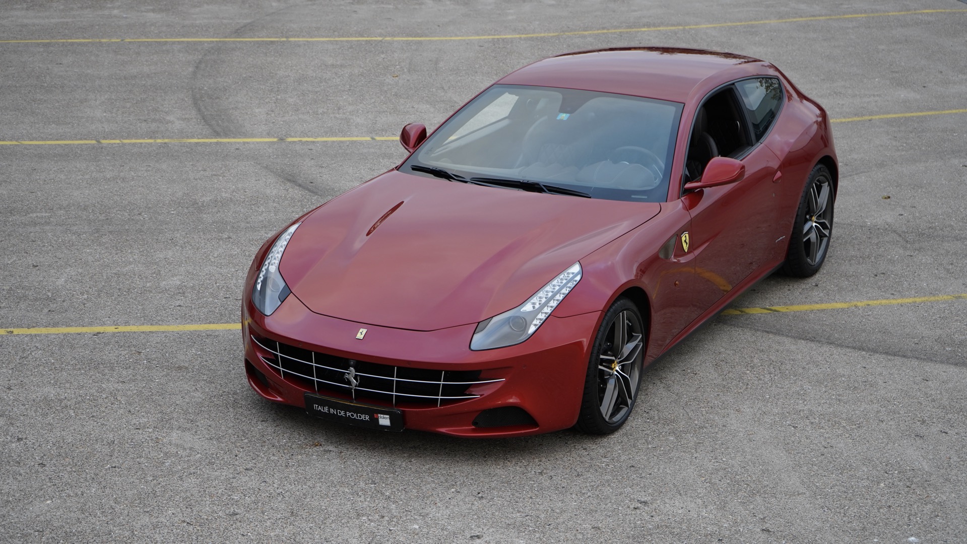 FERRARI FF 6.3 V12