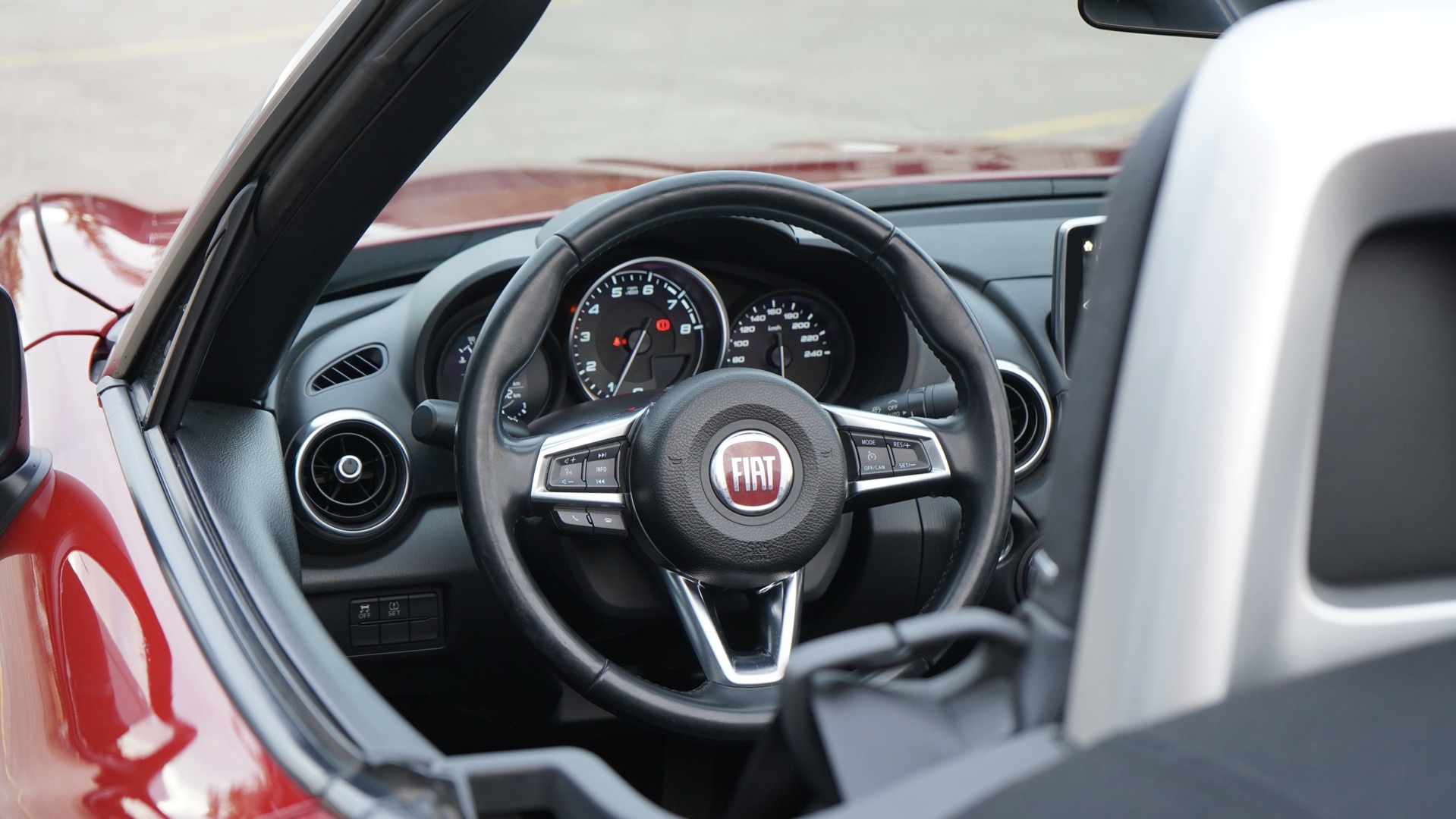 FIAT 124 SPIDER TURBO LUSSO