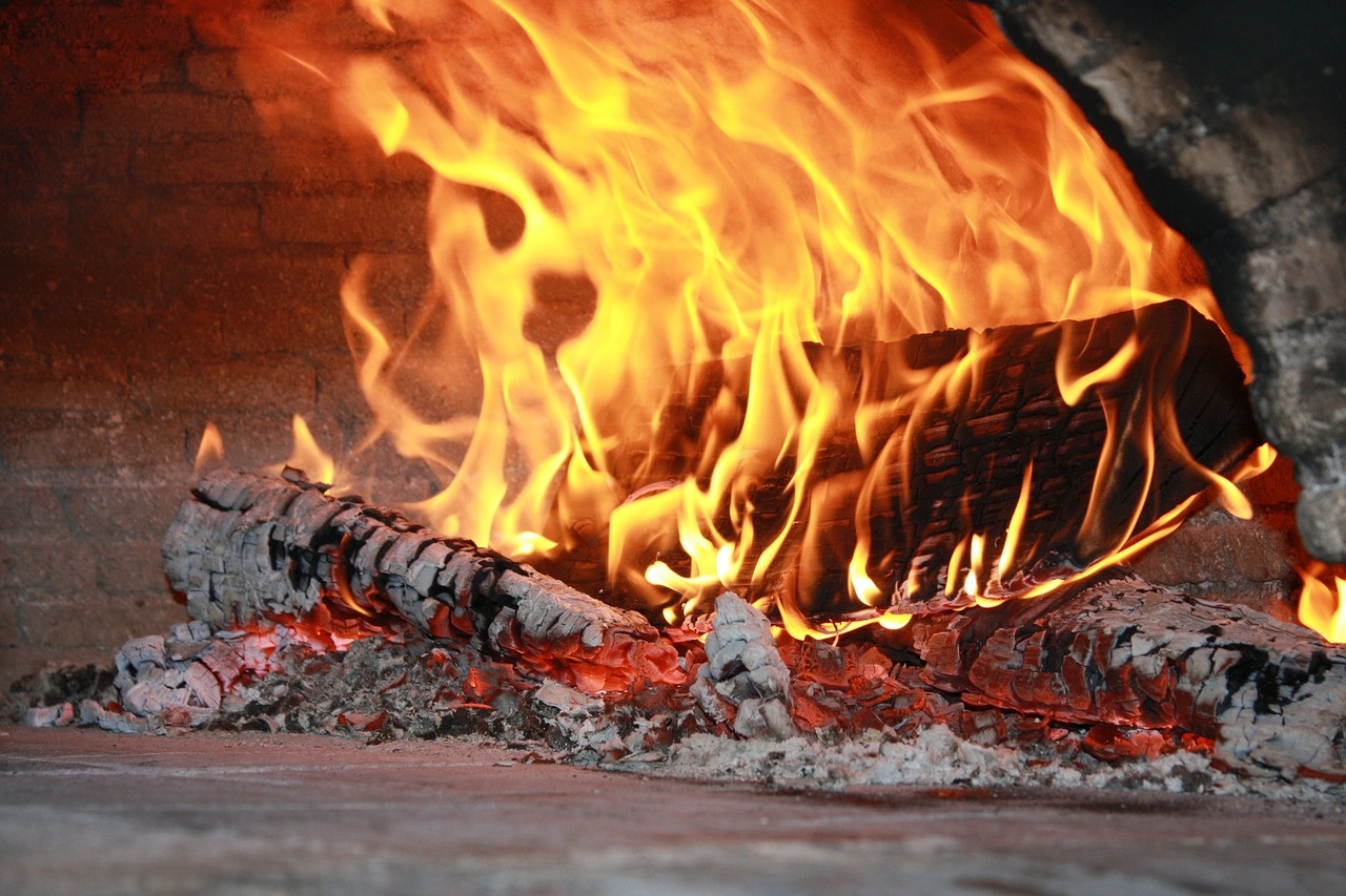 Pizza Picchio mobile wood-fired pizza catering at a private Sydney event