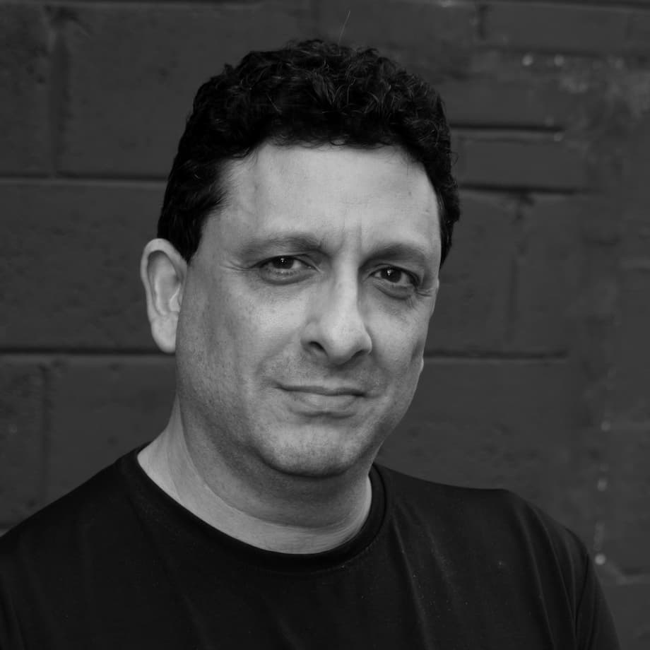 Tino Villalovas (Neil)