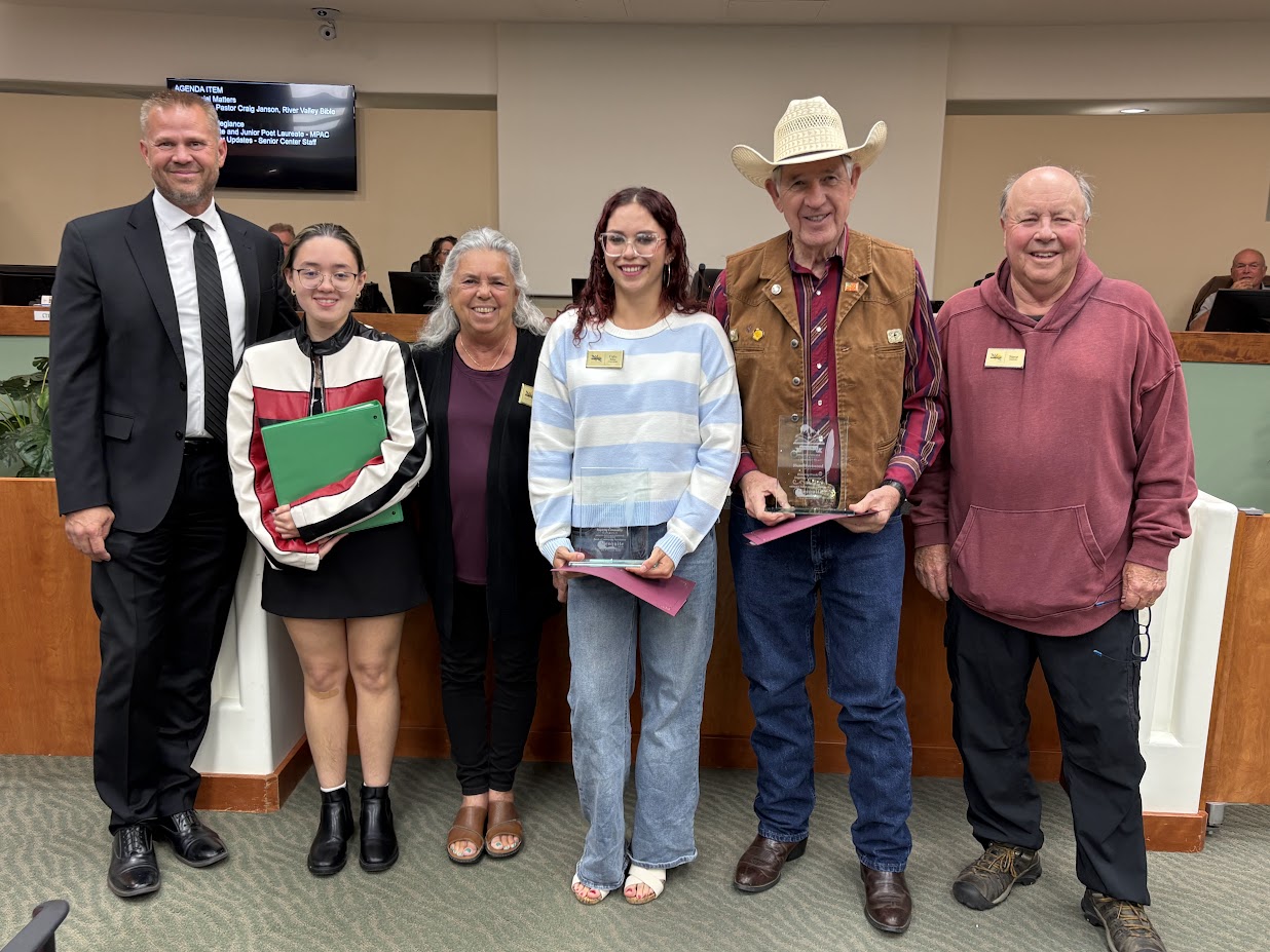 Members of MPAC, Steve Dudrow, Karen Miskimins, and Kaelyn O'Rourke presented the Poet Laureate and Junior Laureate awards to:Jr. Poet Laureate – Calie Walker (Sophomore VVHS)Poet Laureate – Russ Westwood
