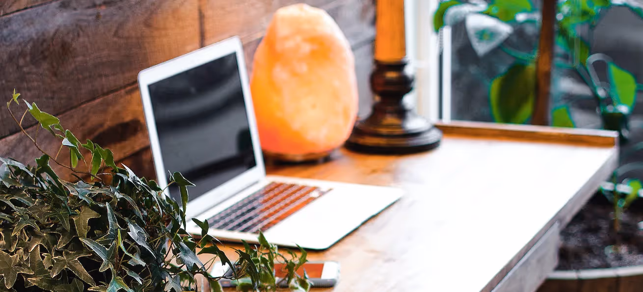 10 Ways to Stay Connected While Working From Home