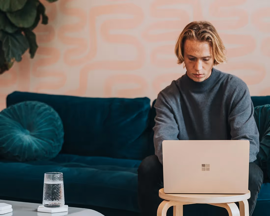 Software Sales Presentations: How to Sell Your Platform With an Engaging Slide Deck