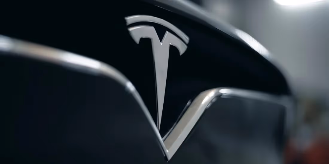 PowerPoint Makeovers: The Tesla Investor Presentation