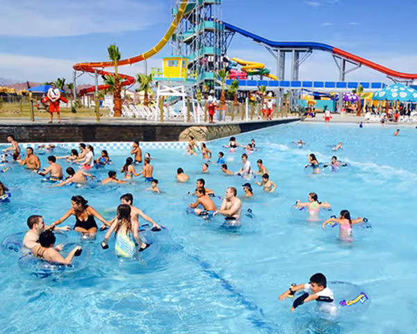 Cowabunga Bay Wave Pool