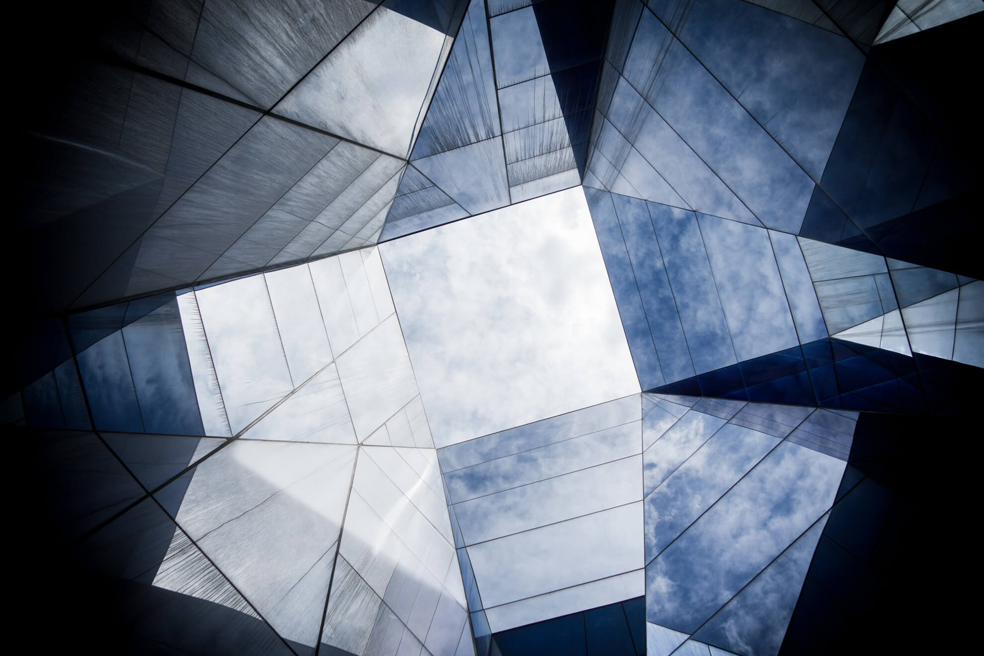 Dynamic Capabilities in Practice: How Organizations Turn External Change into Strategic Response