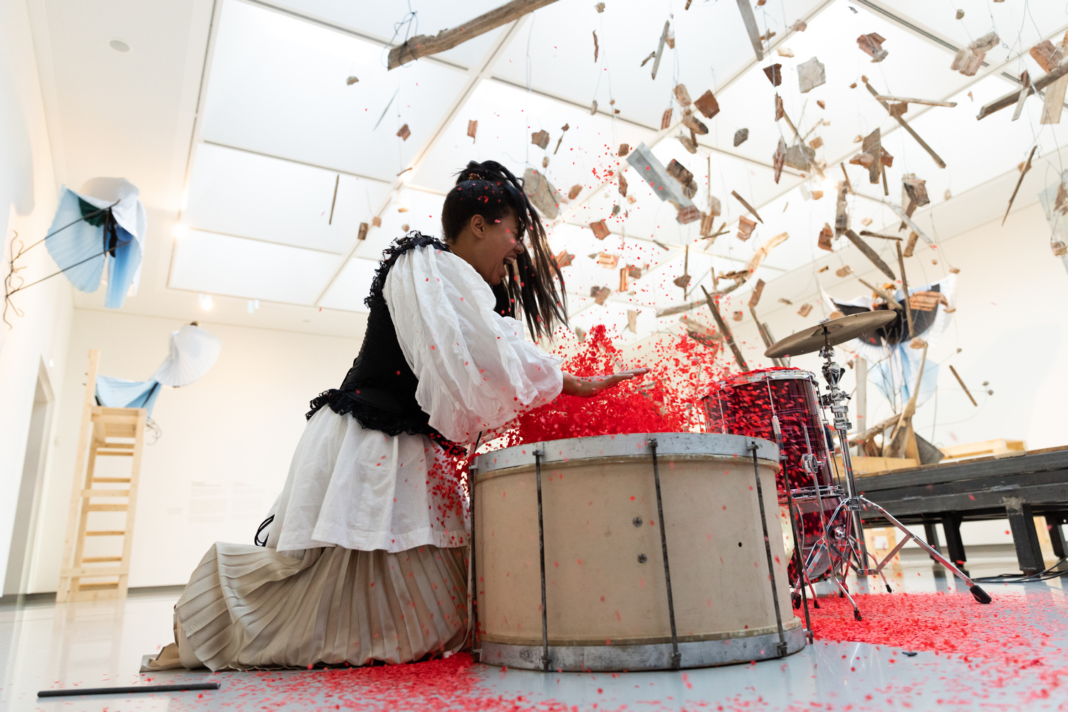 Michelle Samba, HMB1MT#, 2023, Fries Museum © the artist, Foto: Aron Weidenaar 