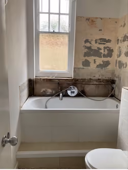 Bathroom before refurbishment