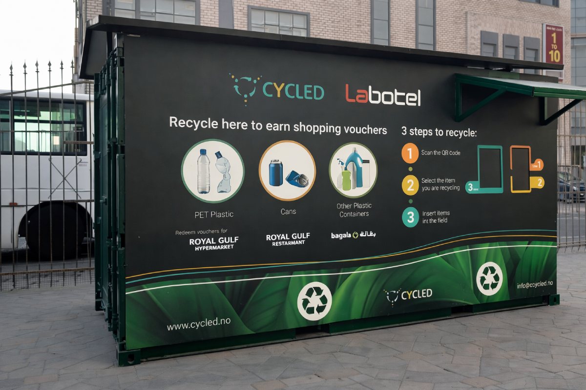 Kiosk branding for CYCLED in Abu Dhabi