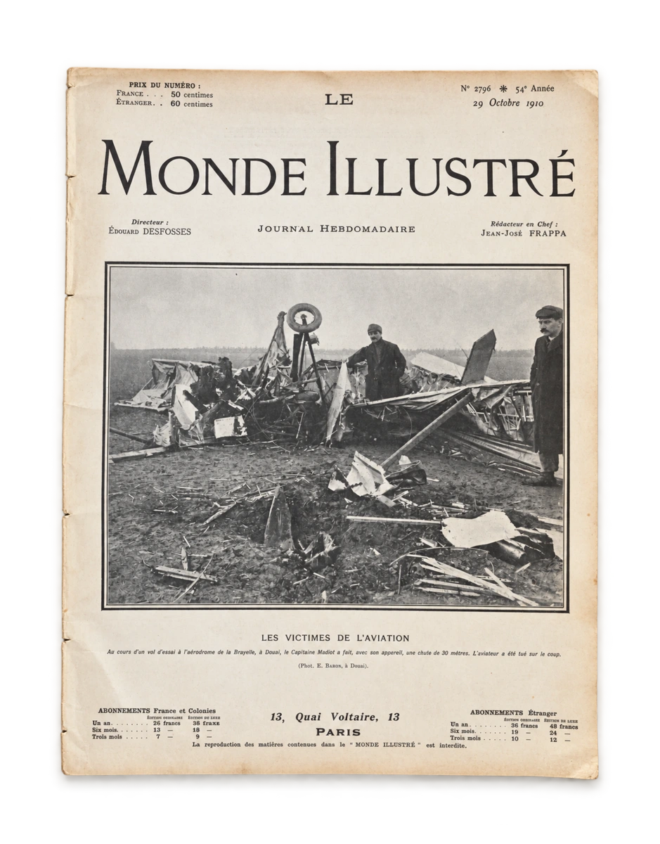 Le Monde illustré, 29 octobre 1910, n° 2796. « Les victimes de l’aviation » : l’appareil du capitaine Madiot détruit lors d’un vol d’essai à Douai.