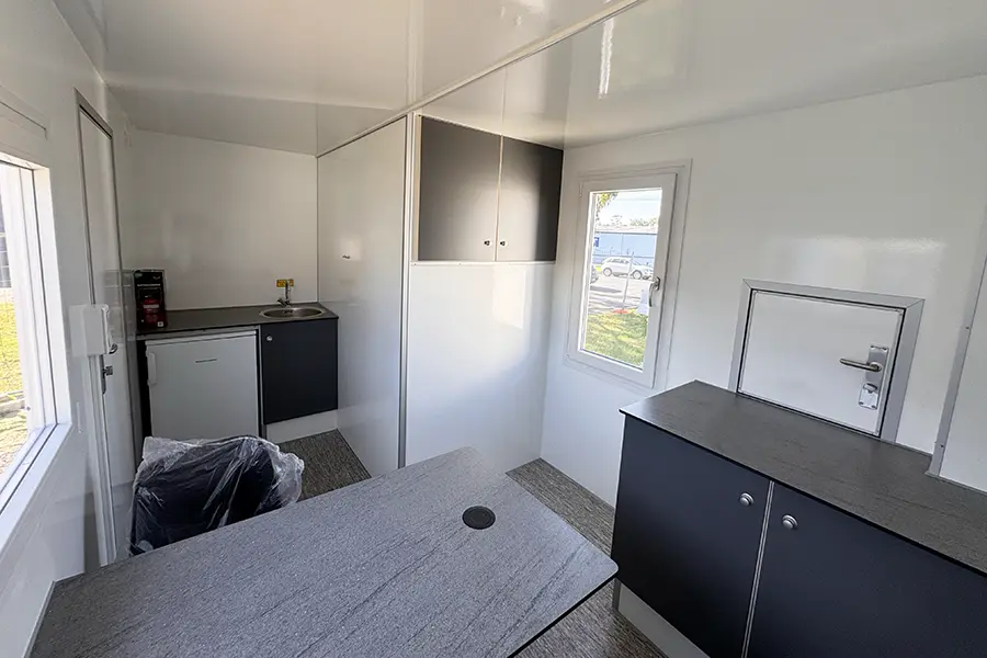 Scanvogn 570 Crew Crib and Testing Trailer with separate office and toilet cubicle