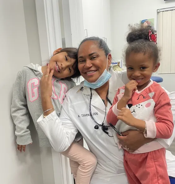 Dr Alejandra with kids